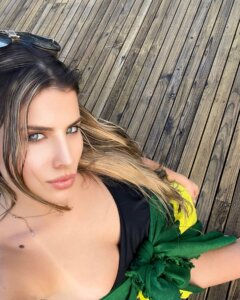 single on LatiDate
