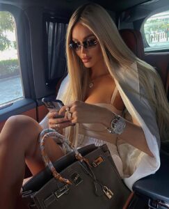 meet rich women
