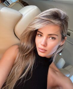 meet French girl on eDarling