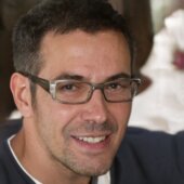 Garry Lewis