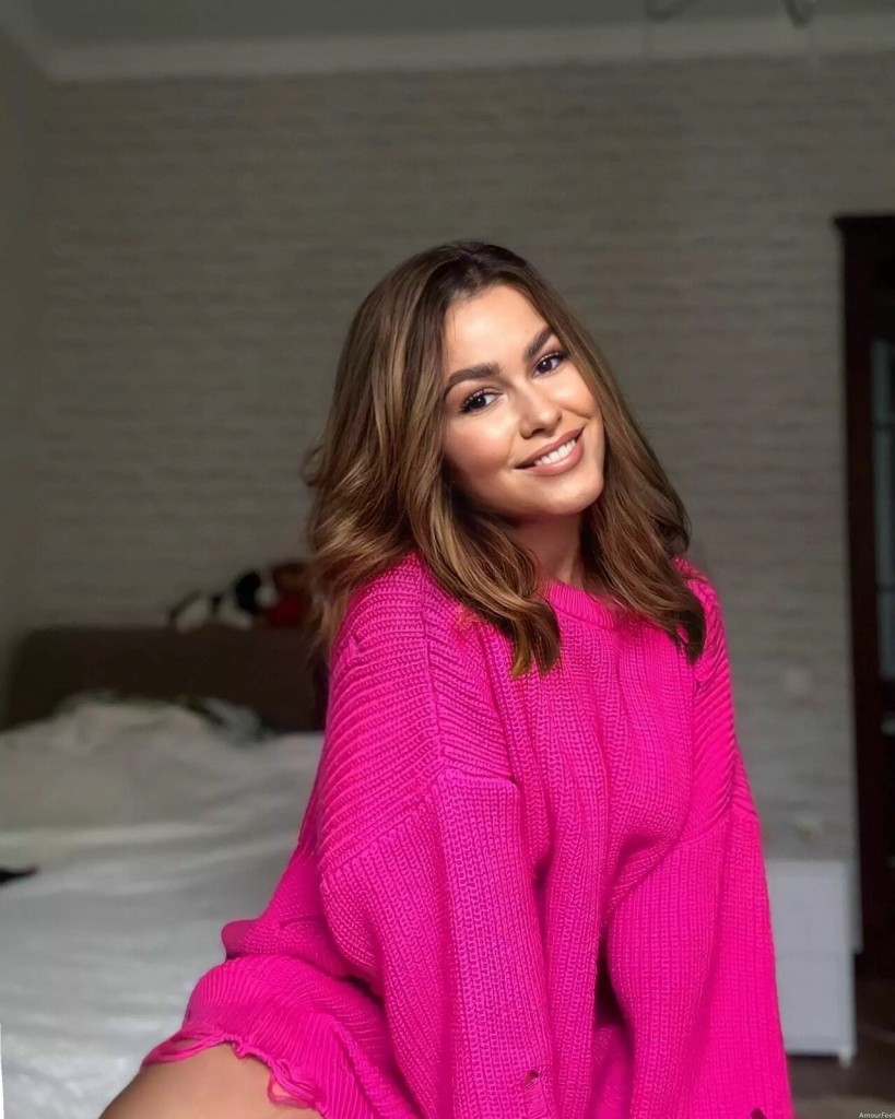 Oksana Profile image 5
