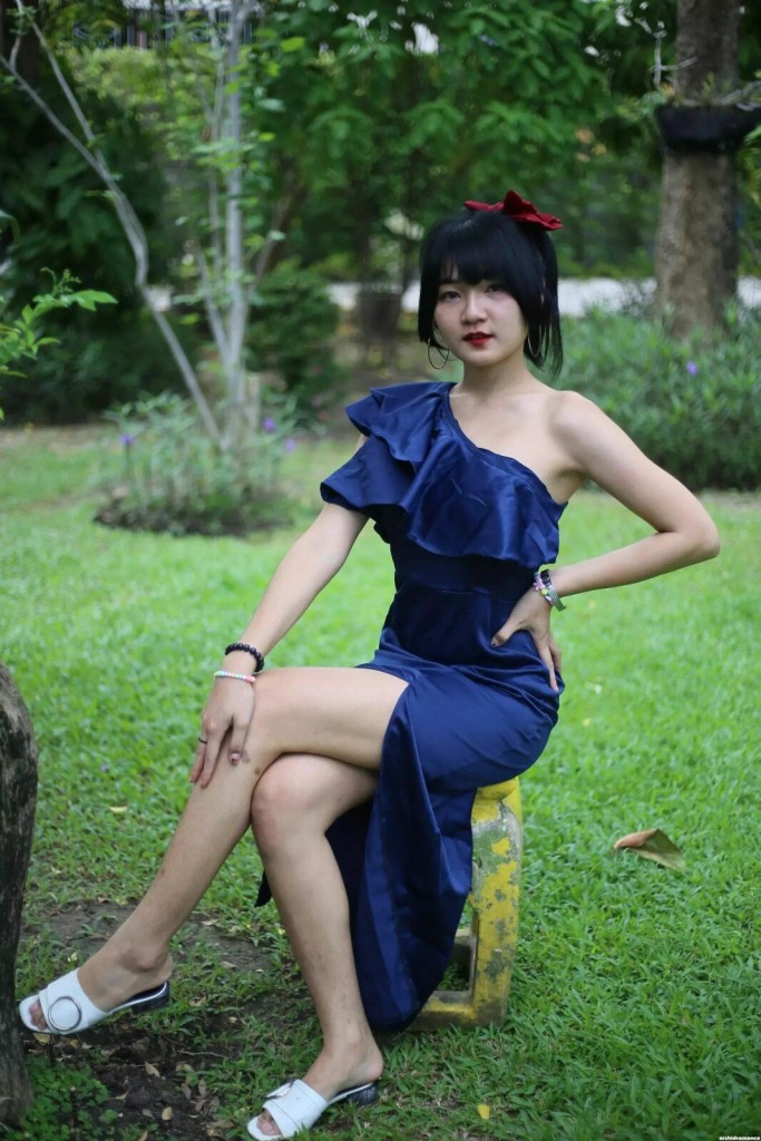 Thita, 23