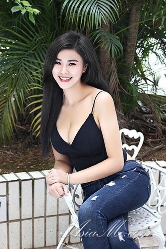 Kitty, 39